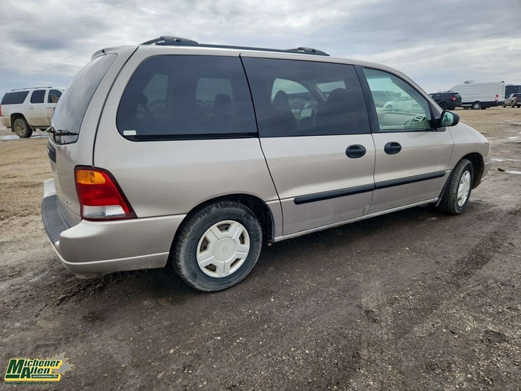 2003-ford-windstar-image-4
