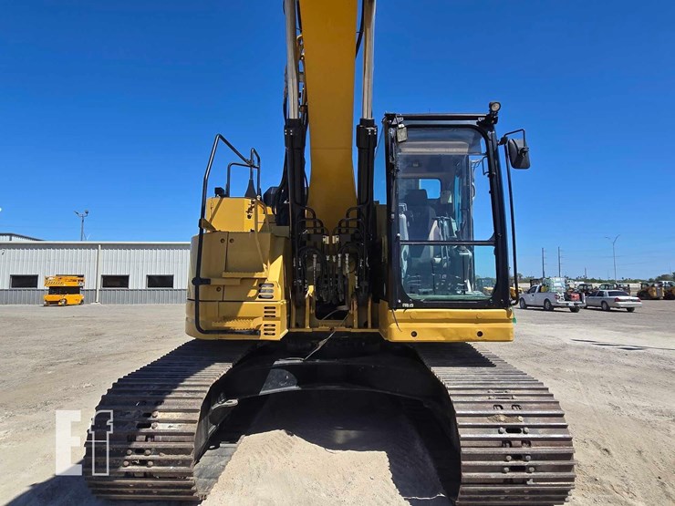 2019-caterpillar-325flcr-image-9