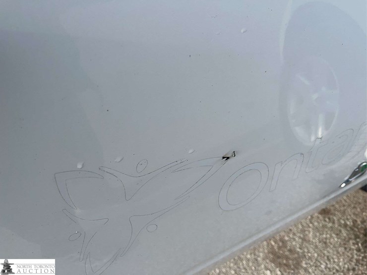 2011-ford-escape-hybrid-image-31