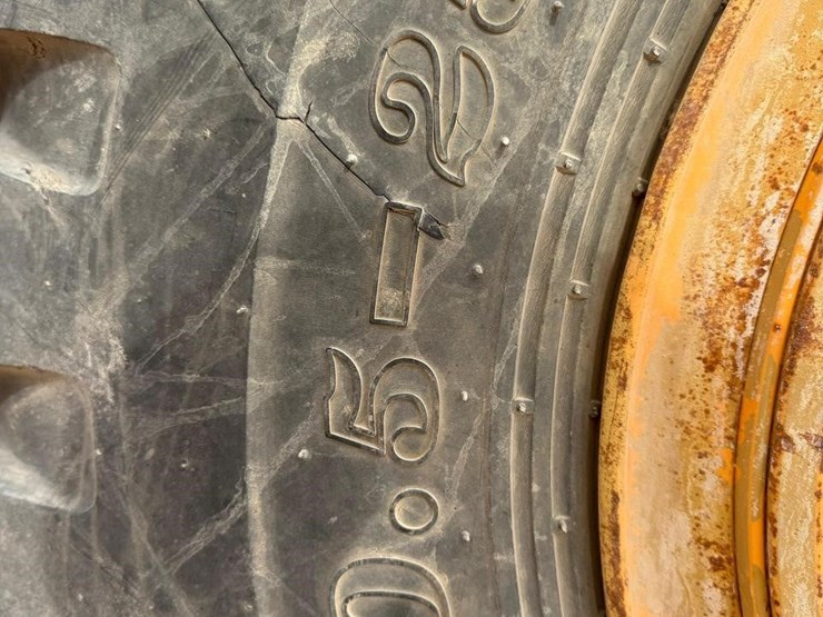 2014-hyundai-hl757tm-9a-image-24