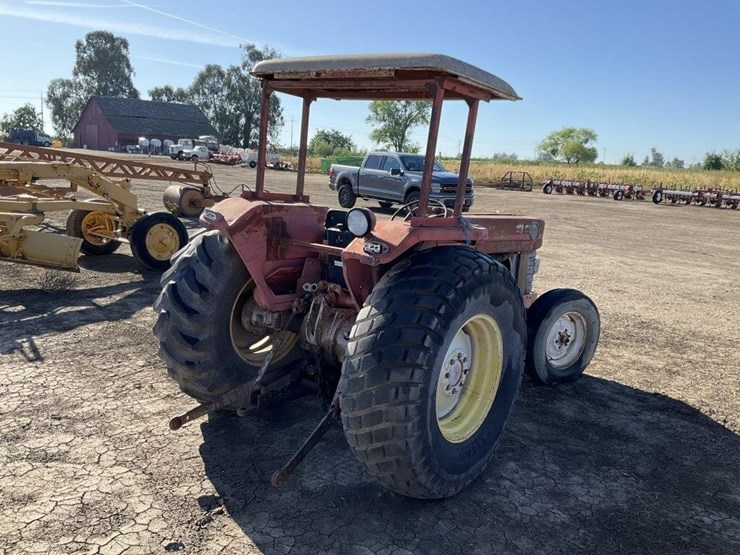 massey-ferguson-175-image-5