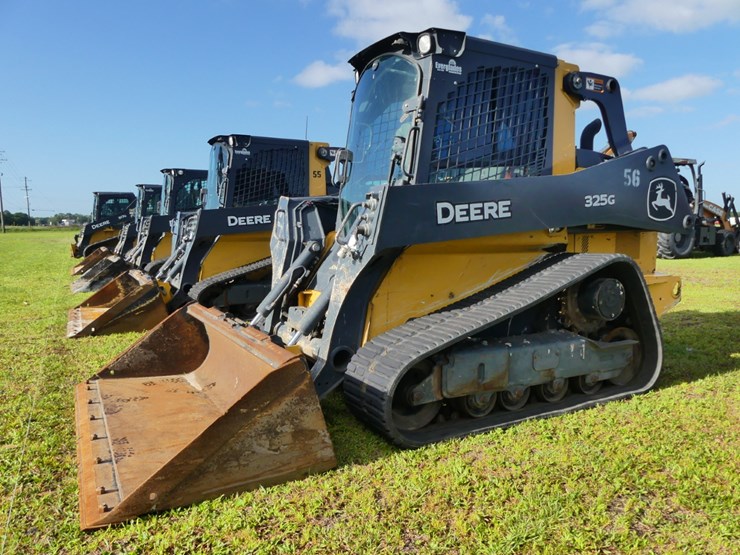 deere-325g-image-1