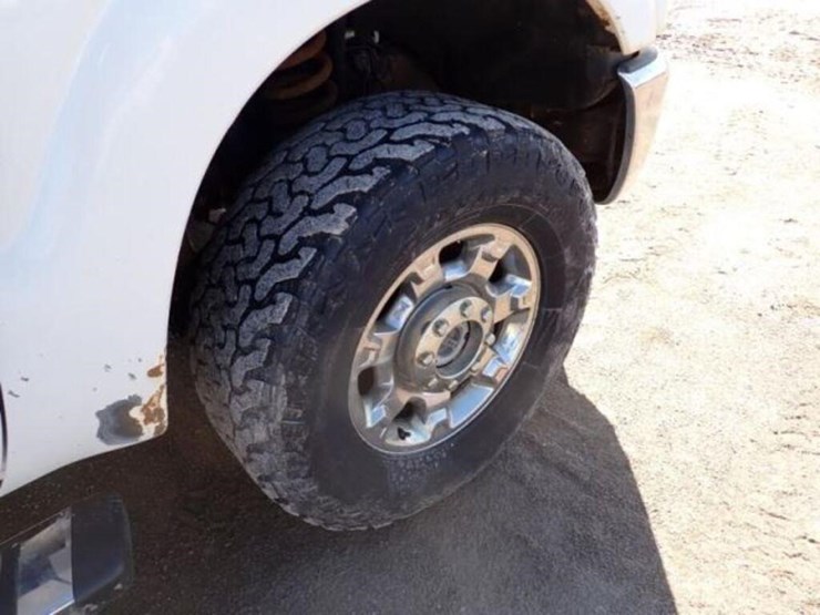 2015-ford-f350-image-43