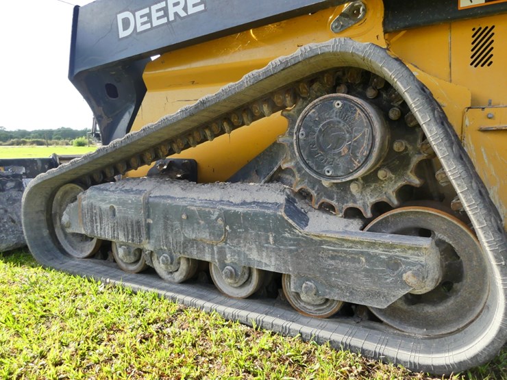 deere-325g-image-6