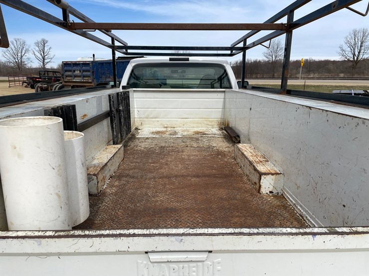 2008-ford-f550-image-24