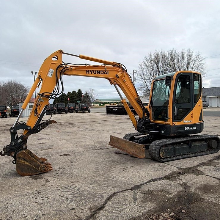 2017 HYUNDAI ROBEX 60CR-9A