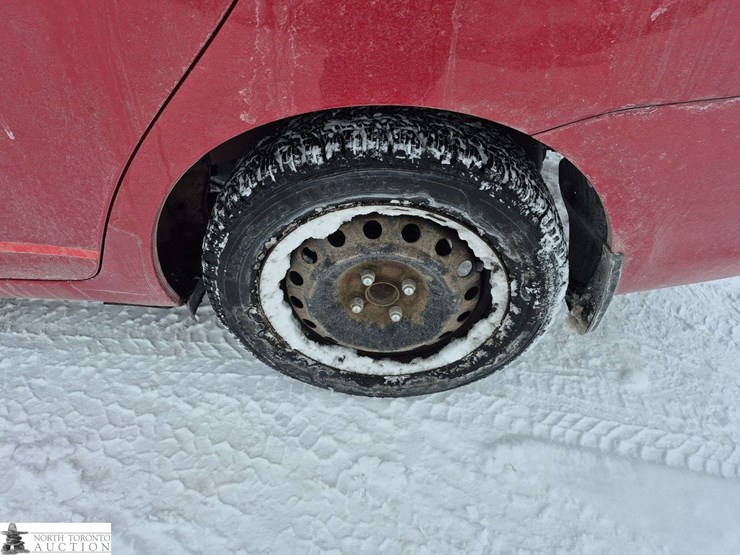 2009-toyota-yaris-base-4dr-sedan-4a-image-22