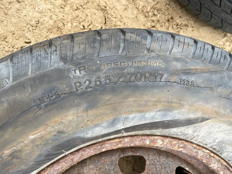 #3926-•-(6)-spare-rims-and-tires-image-27