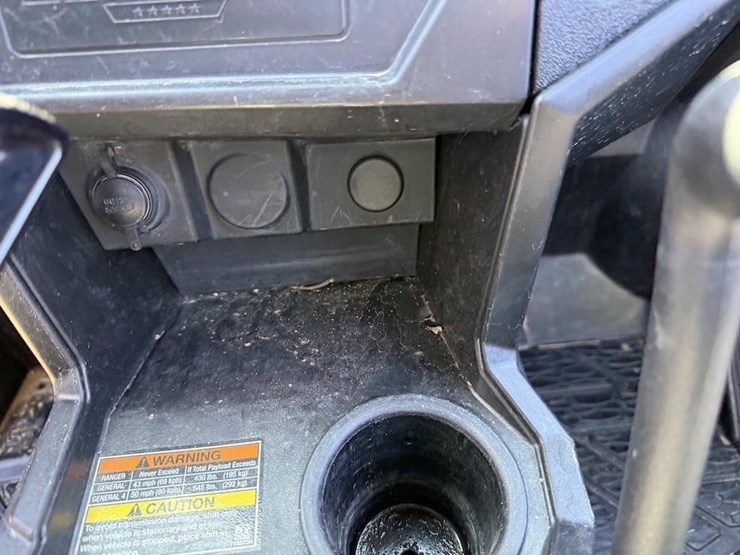 2022-general-polaris-image-16