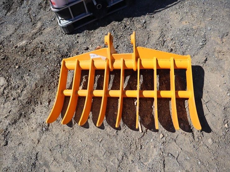 caterpillar-305-image-4