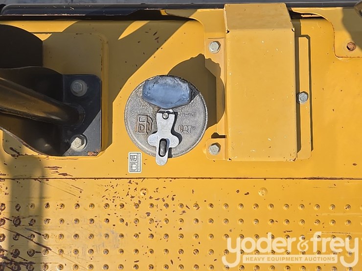 2019-caterpillar-336-image-84