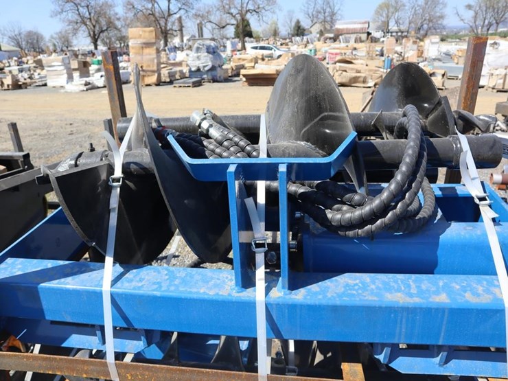 future-skid-steer-auger-image-4