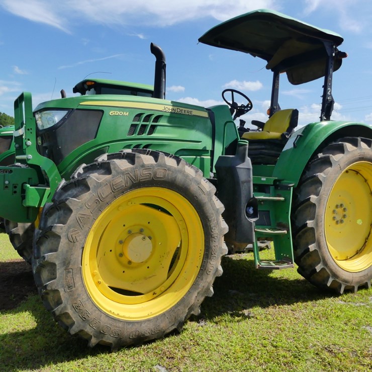 JOHN DEERE 6120M