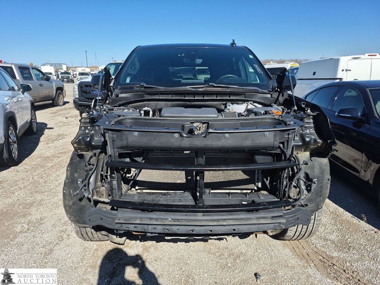 2021-chevrolet-tahoe-image-4