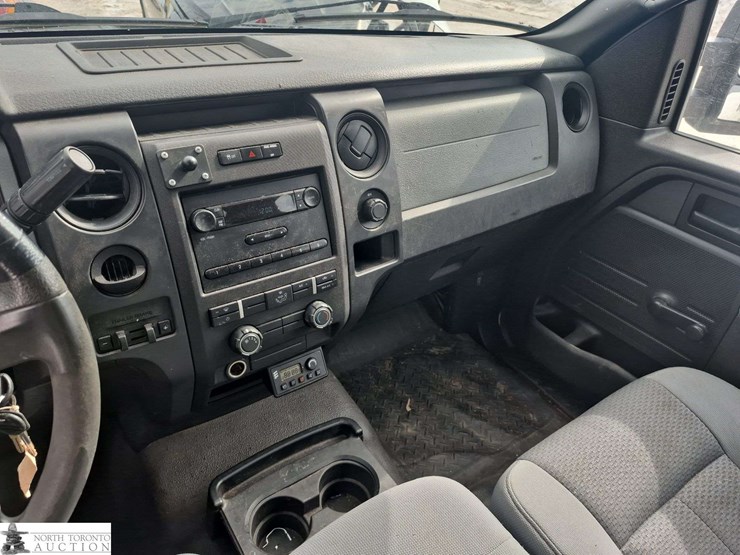 2011-ford-f150-image-23