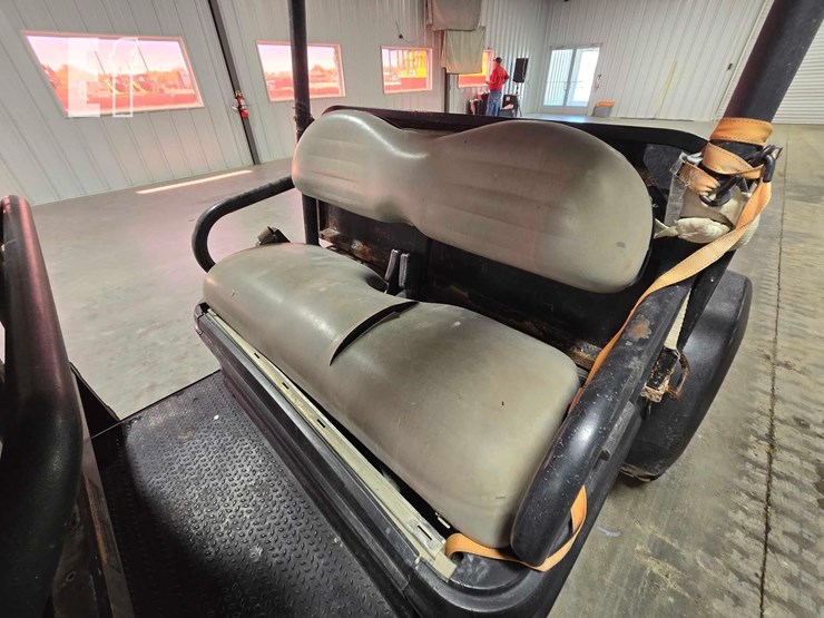 club-car-carryall-1700-image-15