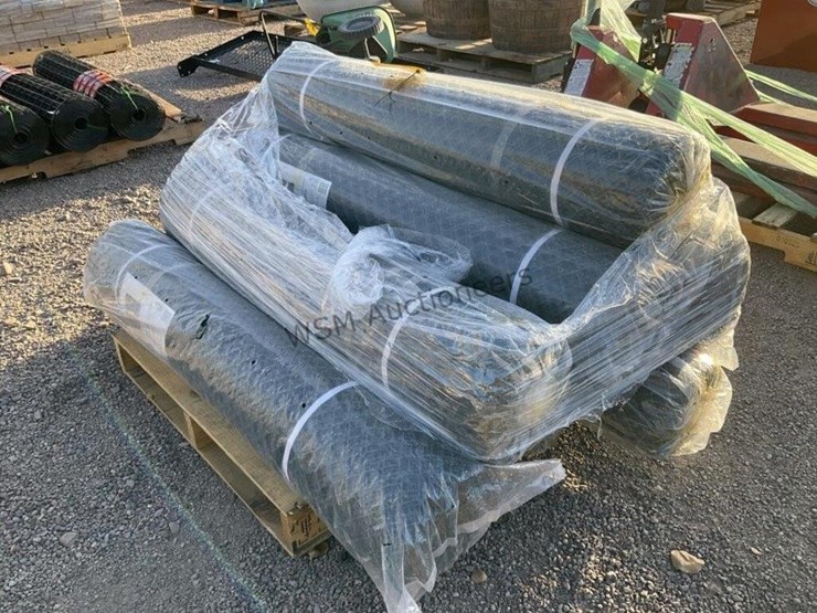 pallet-of-4ft-x-50ft-green-plastic-barrier-fence-image-3