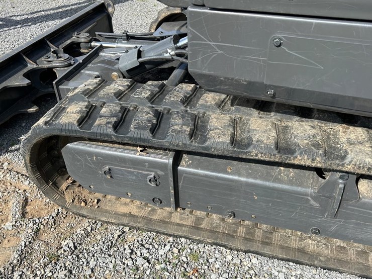 2024-new-holland-e57c-image-14