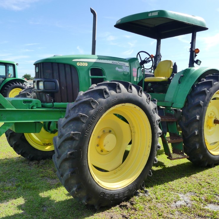 JOHN DEERE 6330