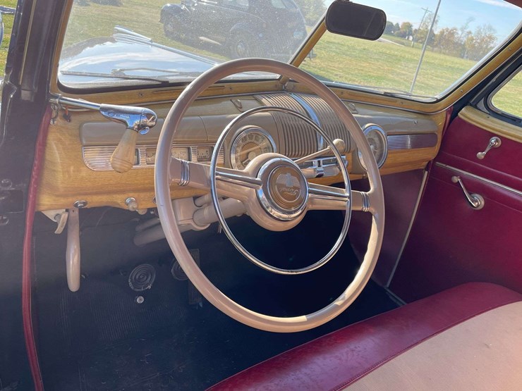 1948-ford-super-deluxe-convertible-image-56