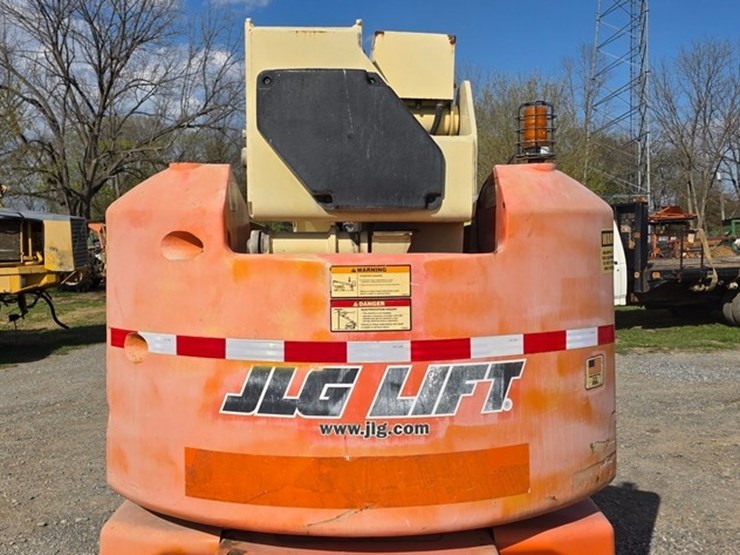 jlg-e400ajp-image-16