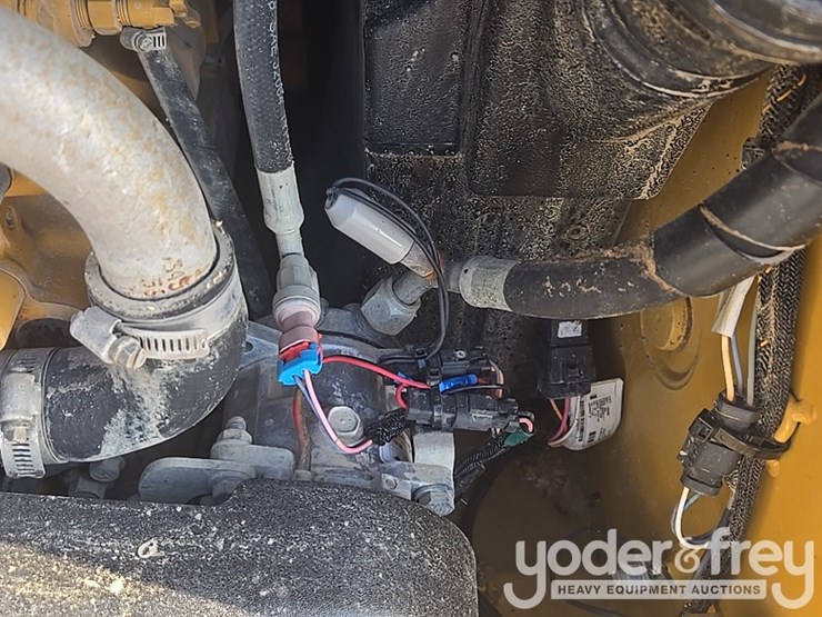 2021-caterpillar-289d3-image-55