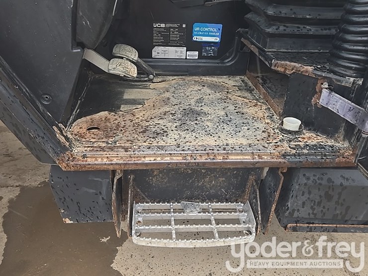 2018-jcb-512-56-image-91