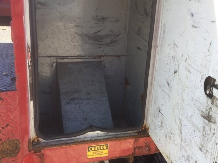 2000-international-4900-image-17