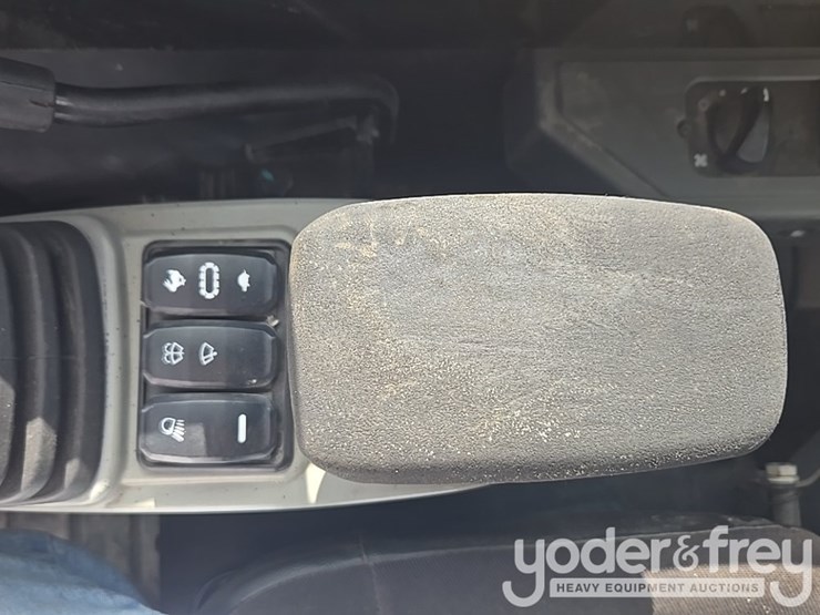 2018-caterpillar-305.5-image-97