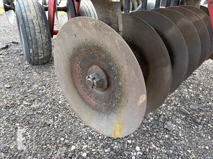 case-ih-3900dh-image-9