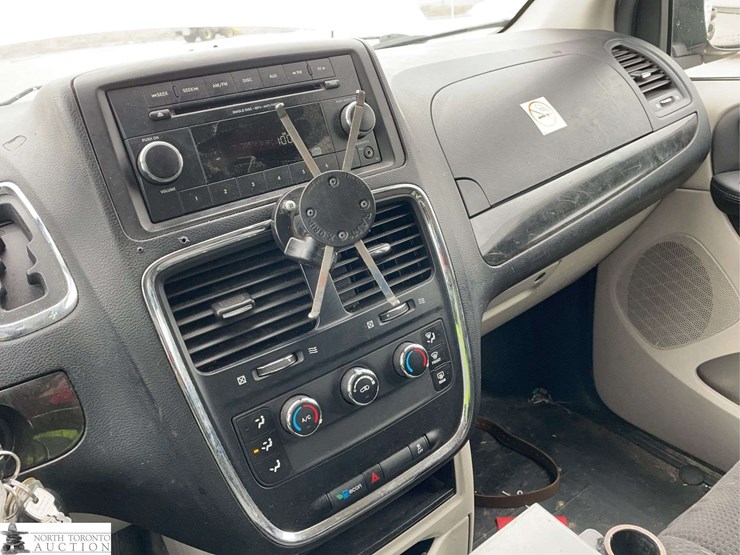 2013-ram-c/v-image-13