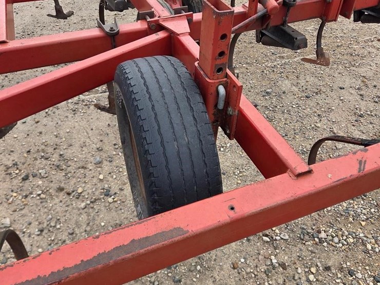 case-ih-4900-image-23