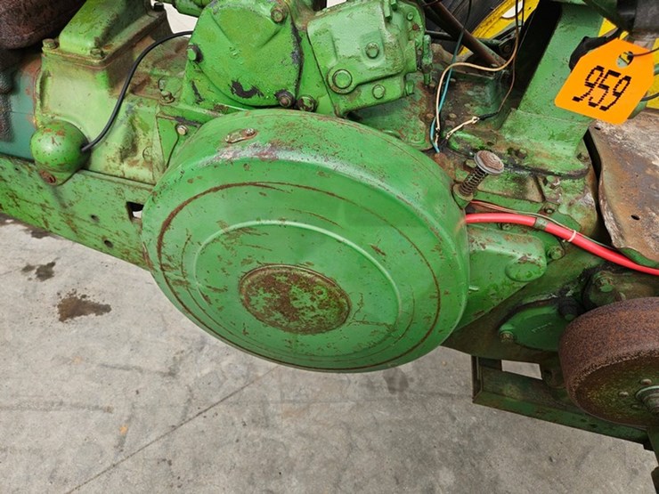 1953-john-deere-70-image-12