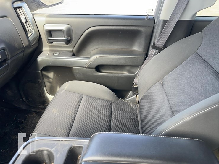 2015-chevrolet-silverado-1500-image-12