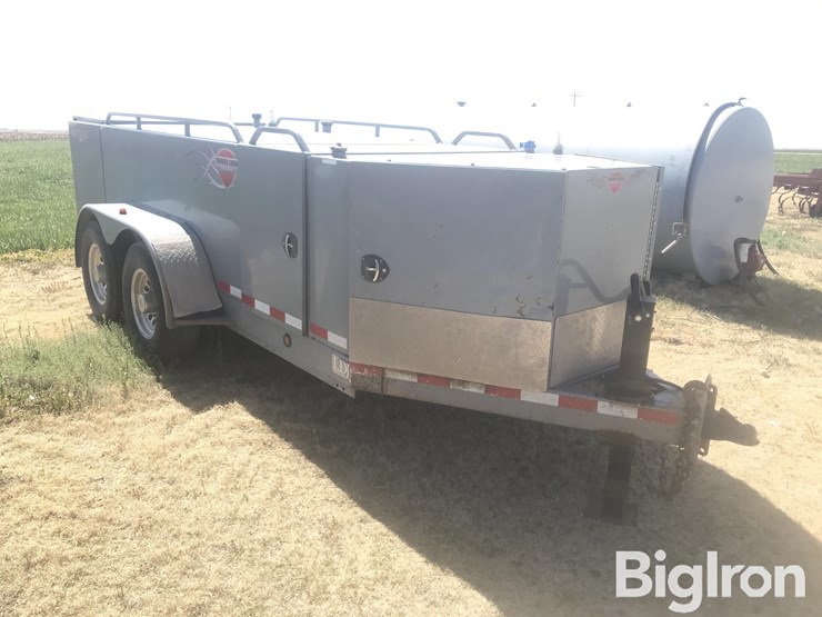 2013-thunder-creek-adt750ss-t/a-fuel-trailer-image-3
