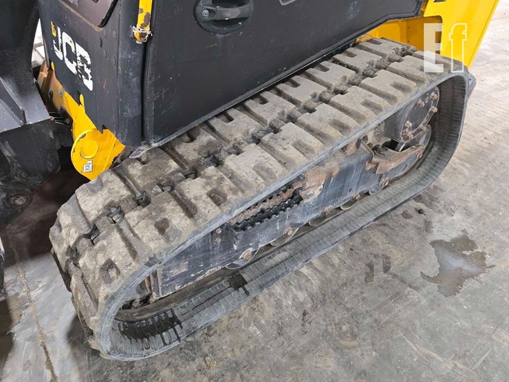 2021-jcb-3ts-8t-image-26