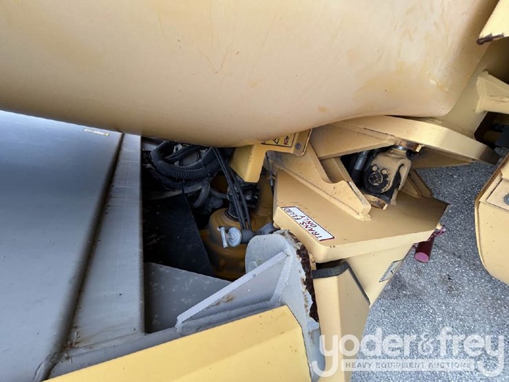 2008-volvo-g940-image-19