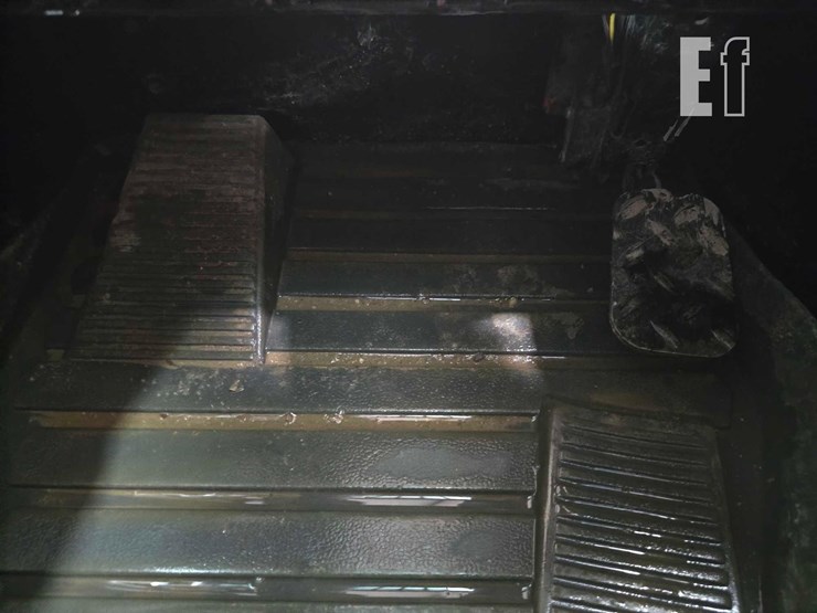 2022-caterpillar-289d3-image-15