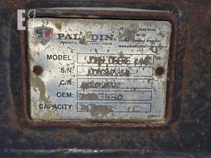 2017-deere-644k-image-14