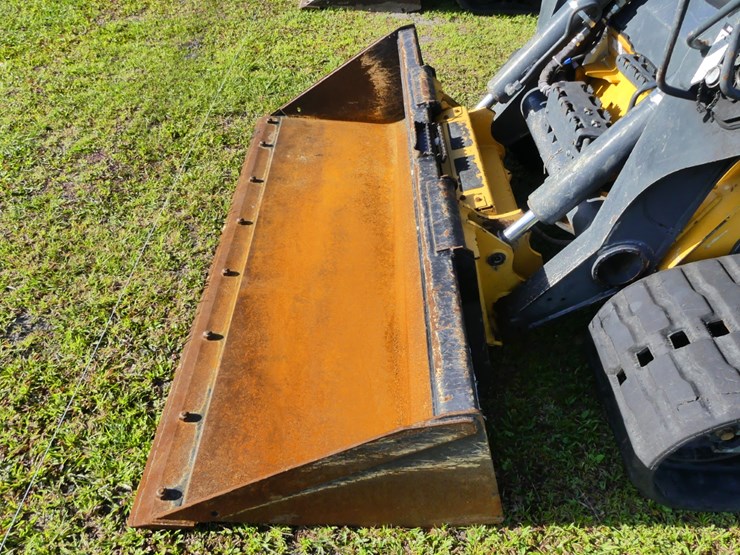 2023-deere-333g-image-10