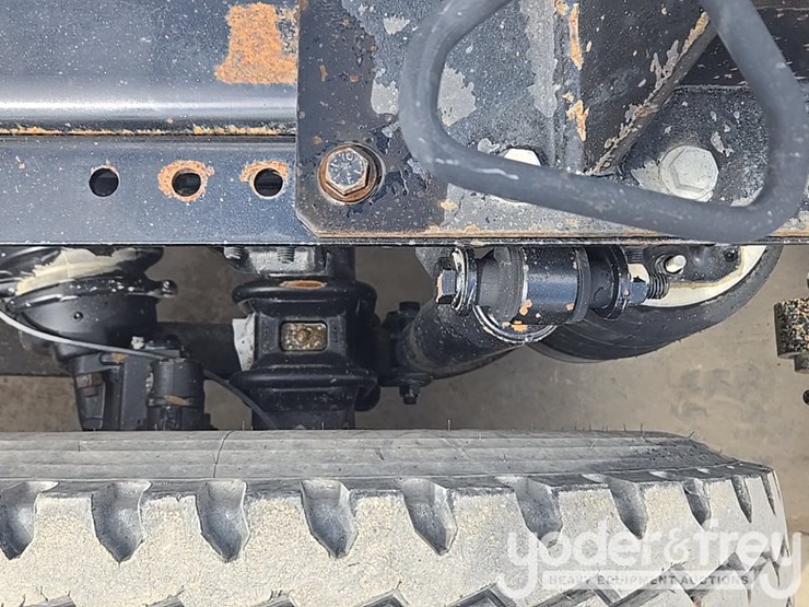 2012-freightliner-cascadia-125-image-22