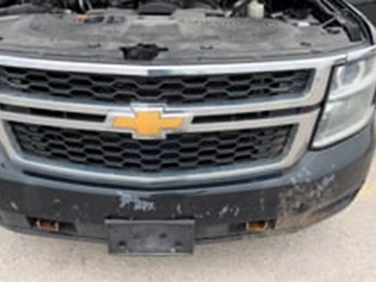 2016-chevrolet-tahoe-image-10