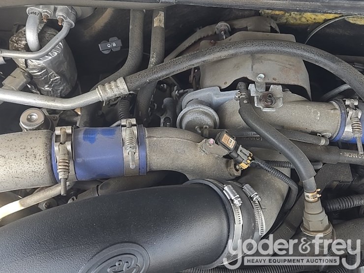 2002-chevrolet-silverado-2500hd-image-52