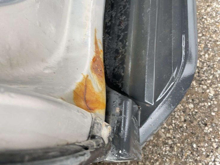 2017-chevrolet-tahoe-image-30