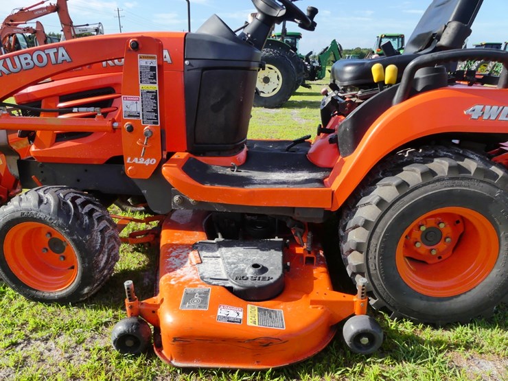 kubota-bx24-image-10