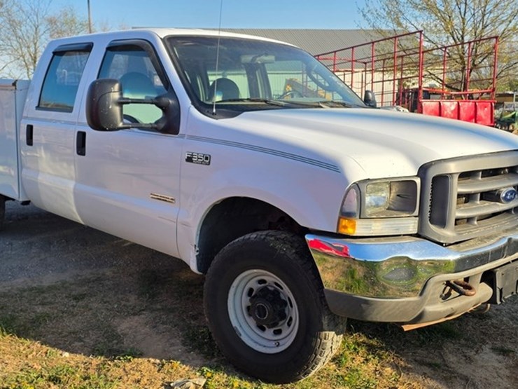 2004-ford-f350-image-1