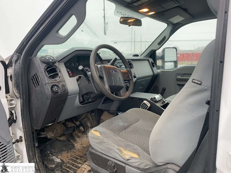 2016-ford-f350-image-11