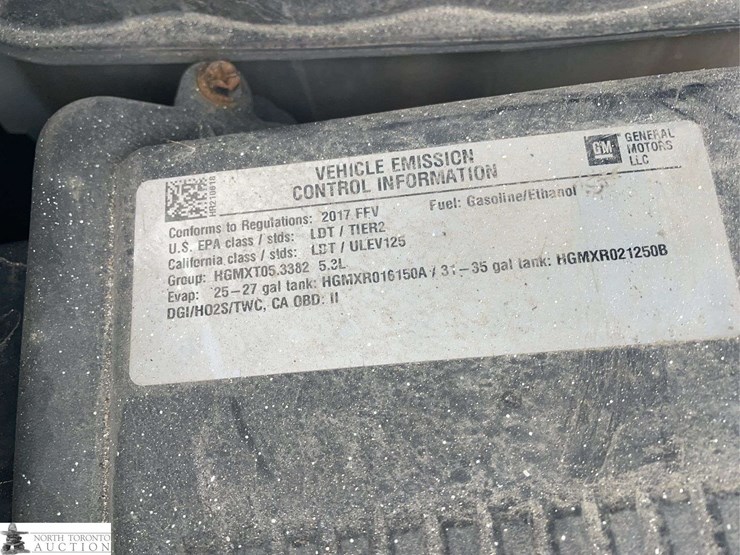 2017-chevrolet-tahoe-image-22