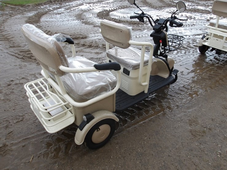 #7335-•-irgc40-mini-golf-cart-image-2