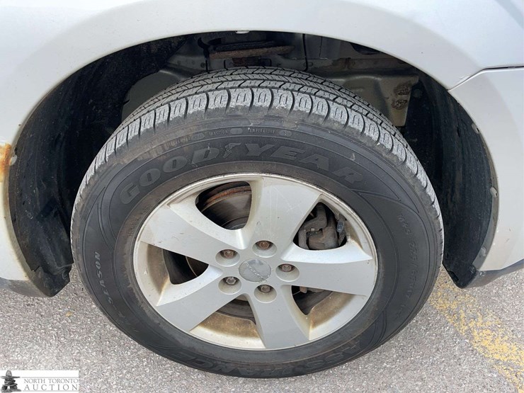 2011-dodge-journey-image-19